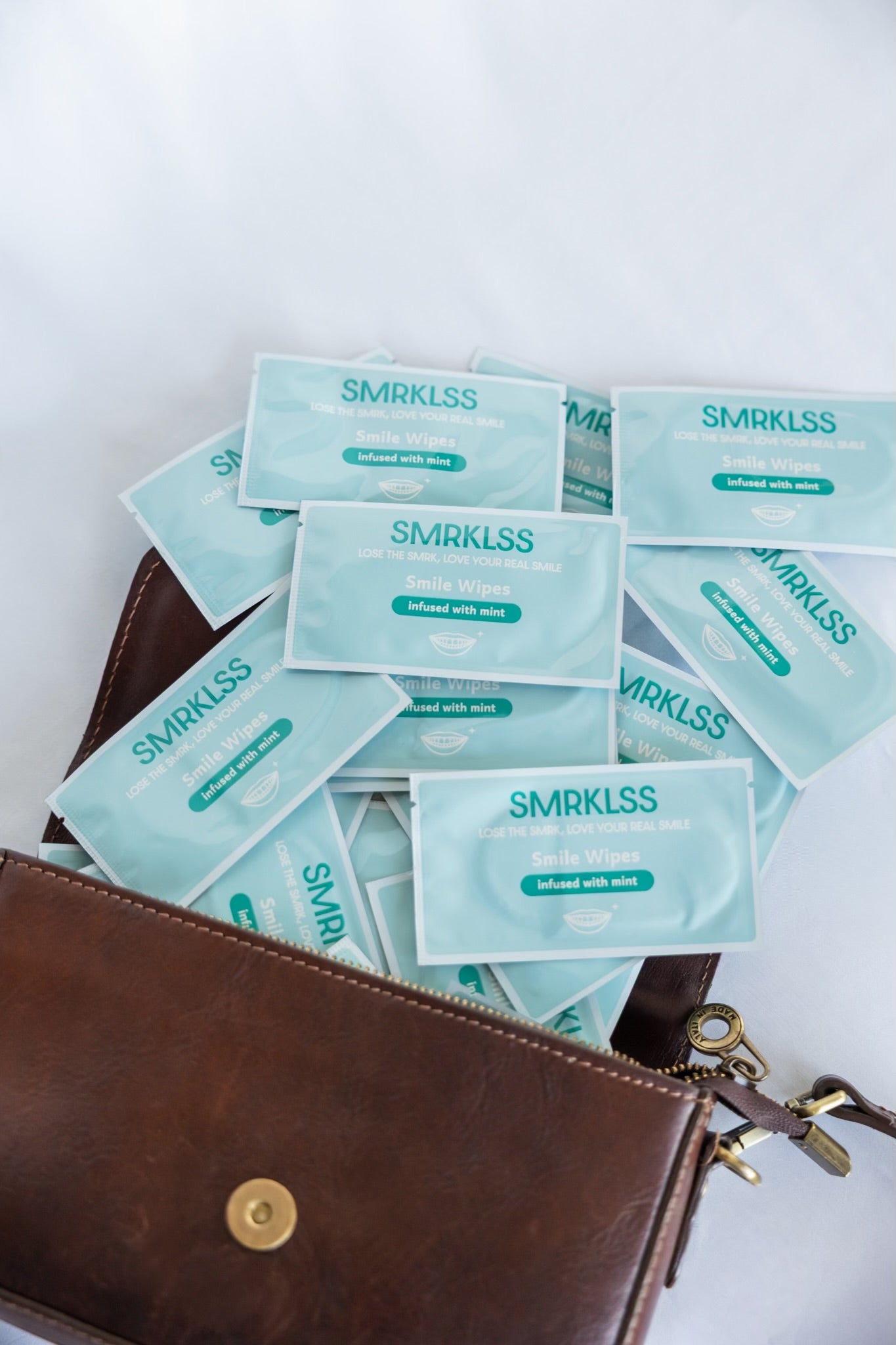 SMRKLSS Smile Wipes Wholesale Case (25 Units)